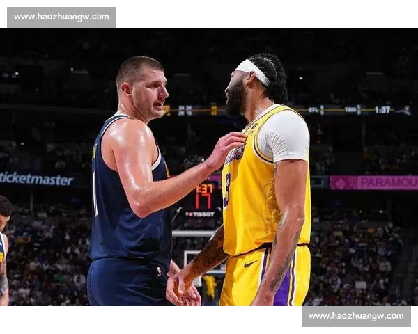 戴维斯正面对决约基奇禁区王座之争引爆联盟焦点季后赛格局悬念